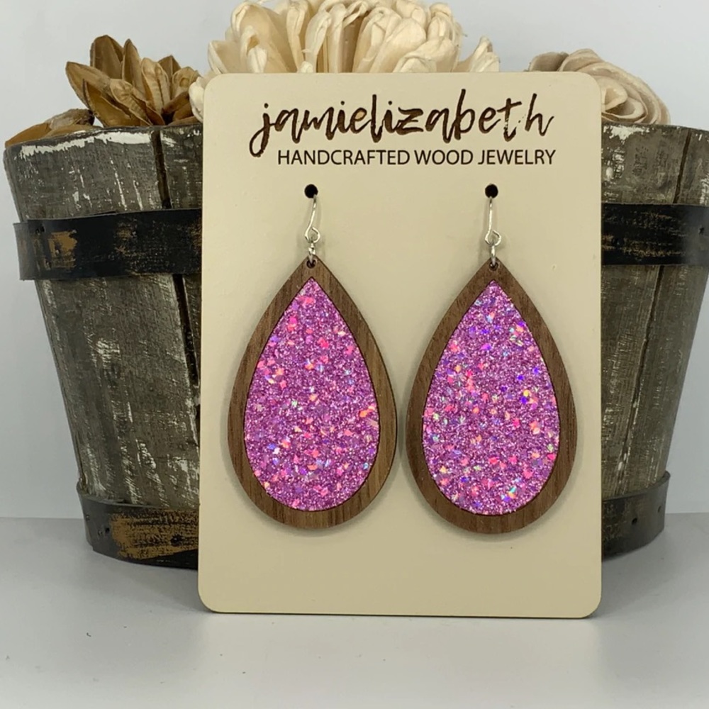 Jamielizabeth - Pastel Pink Shattered Glass Earrings